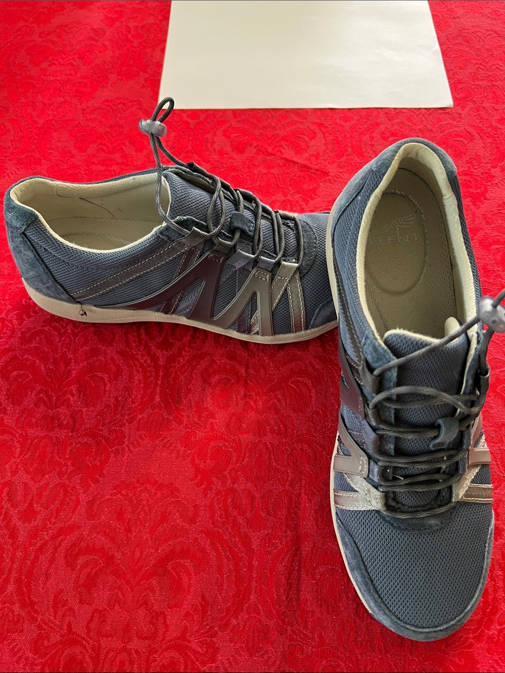 Dansko Women’s 39 Gray Blue Lace Up Sneakers Comfort Walking Shoes